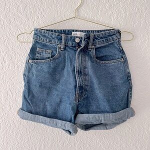 ZARA Mom Jean Denim Shorts 00